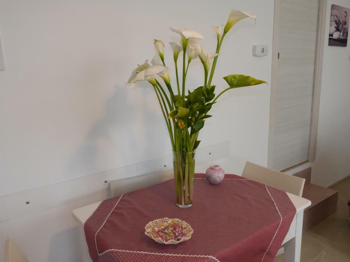Pietra Di Luna Relaxing Private Terrace بولينيانو آ ماري المظهر الخارجي الصورة